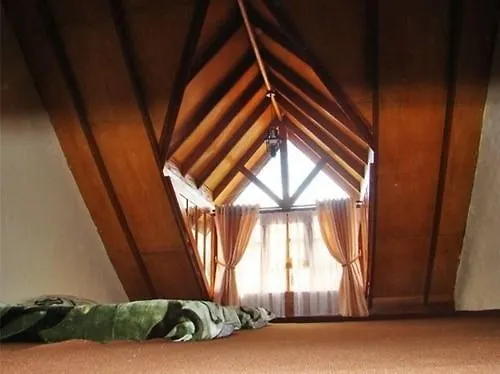 Queenswood Cottage Nuwara Eliya 5*,